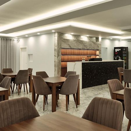 Montflux Hotel Boks Extérieur photo